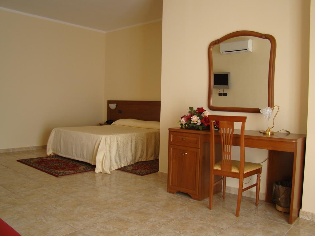 Hotel Ristorante111 Villapiana Bilik gambar
